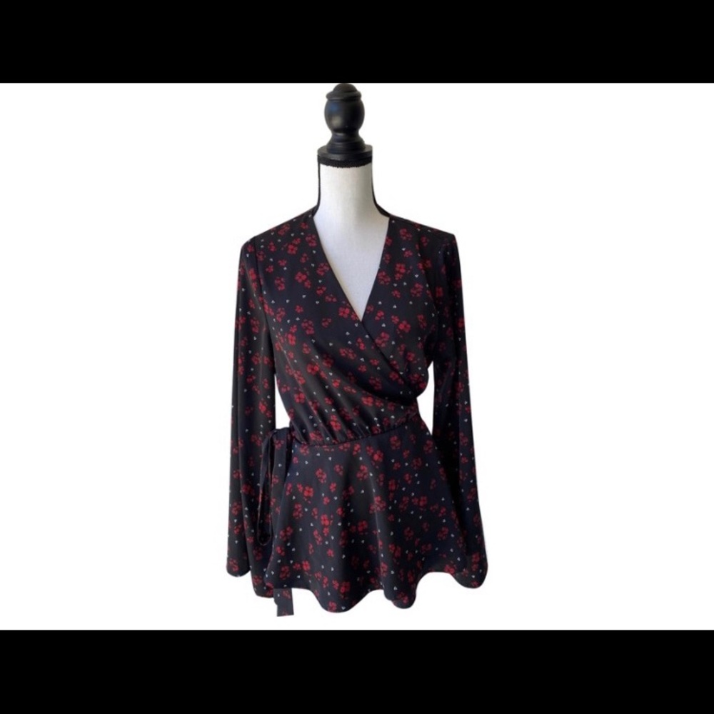 COPY - L’ Academie Red & Black Floral Wrap Top / Size LRG